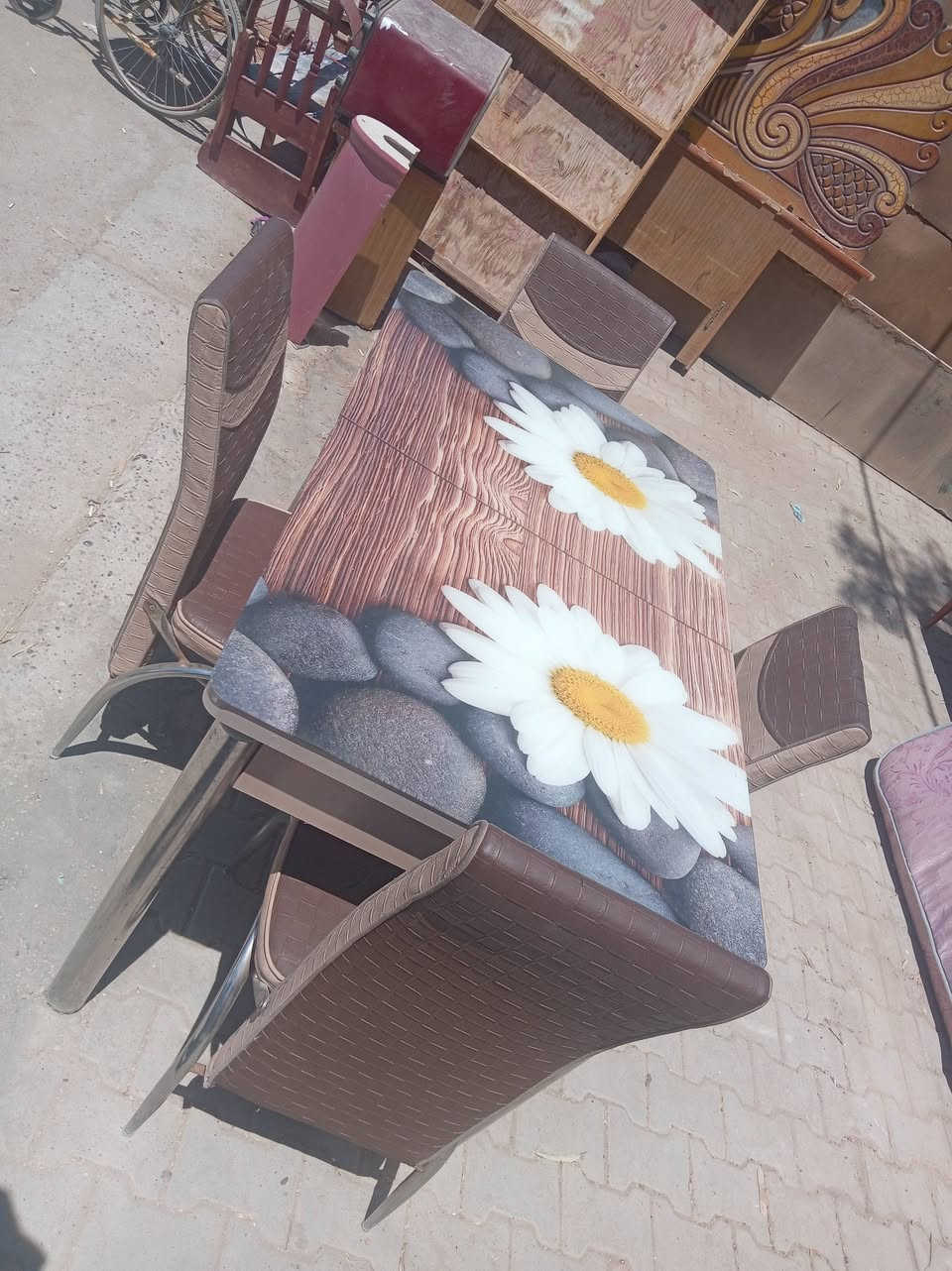 غراض للبيع
بغداد المحمودية 
المكان قرب مستوصف المحمودية مَقابل مستشفى الأسنان الصحي
ثاني محل 
***********
***********
اللهم صل على محمد وال محمد
