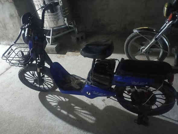 من رخصة الادمنة السلام عليكم بايسكل شحن موديل 2024 نضيف جداً مابي نقص فقط العداد ضارب تخم تاير  المكان كربلاء الحسينية السعر 250وبي مجال حك الجية ملاحظة مستعجل ع البيعة للستفسار ***********
