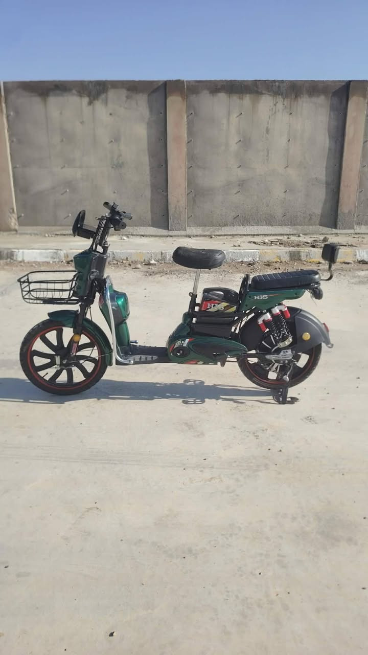 السلام عليكم بسكل شحن البيع بطاريات بل شرط تيرات جدد كهربيات شغاله دبل اشاره  بسكل حلو حجم 20سعر 275 وبي مجال بيك خير ودلل مكاني كركوك درميز مجمع  رقم المبايل ***********
