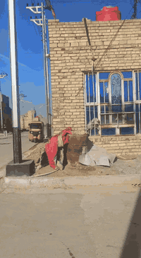 بيت للبيع مساحه 100 متر مربع العنوان حي الرحمه الثانيه قرب مستشفى البناني ميسان  الاتصال على الرقم الموجود ***********
