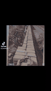 خلفه بناء متفرغ حالين
***********
