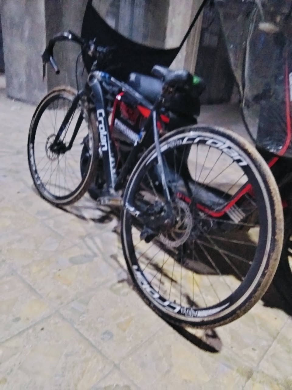 بايسكل سباق وزنه خفيف تشيله بيد وحده شرط سريع تايره صغير وبل مشي مميز سعر 150 وبي مجال لطيبين مكاني بصره كرمت علي رقم تواصل *********** مراوس بدراجه ناريه افظل
