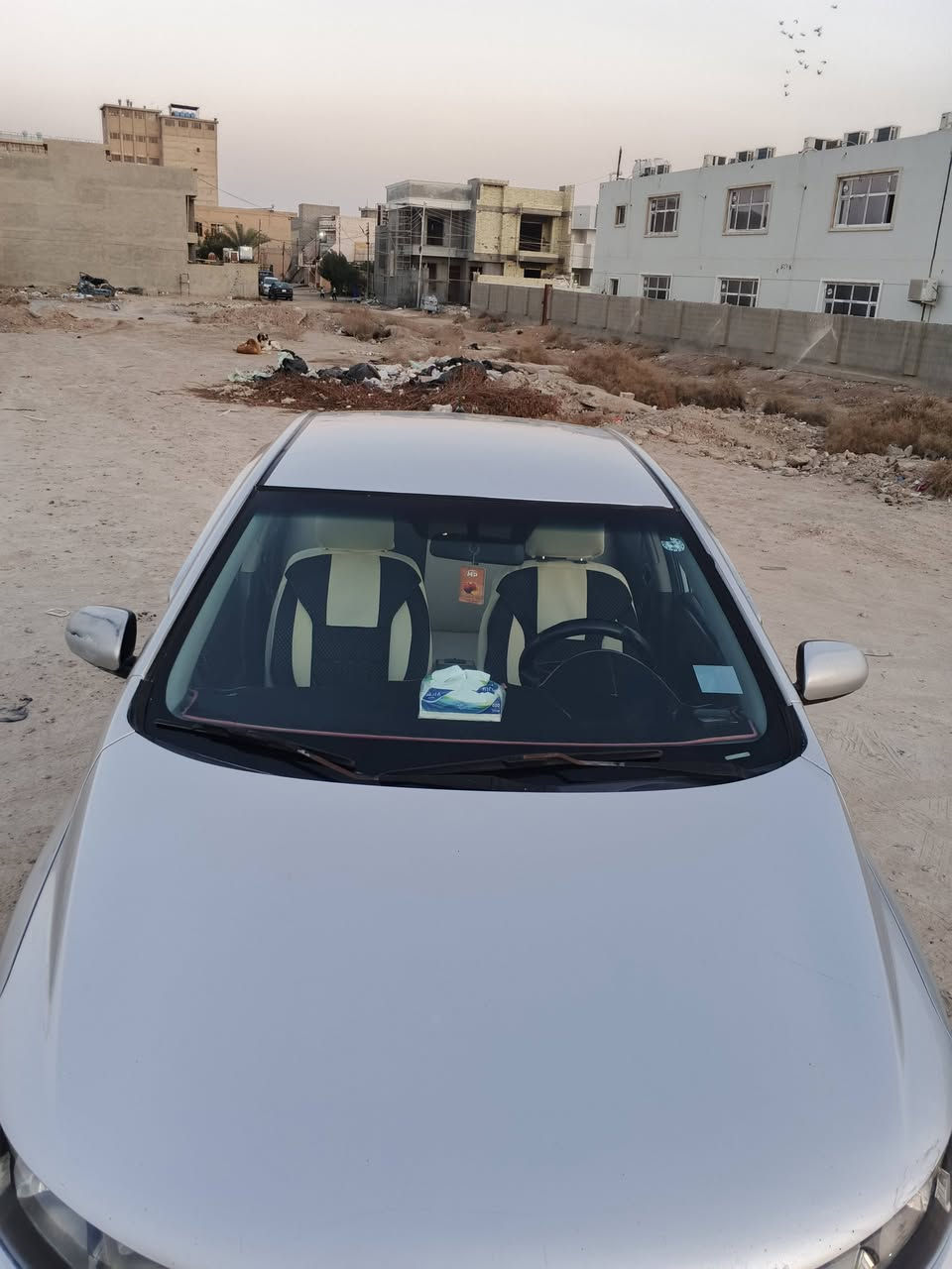 سلام عليكم سيراتو للبيع موديل 2011 خليجي مكفوله من ضربه 3 قطع صبق بدون دواخل لسعر 85 مكاني انبار فلوجه ايستفتار خابرني رقم ***********
