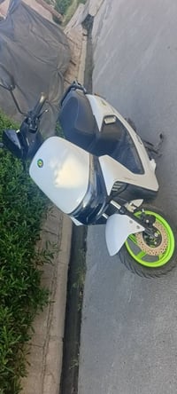ماطور شحن تايلاندي للبيع حجم كبير  6بطاريات نضيف شرط فحص سعر750 (07510...