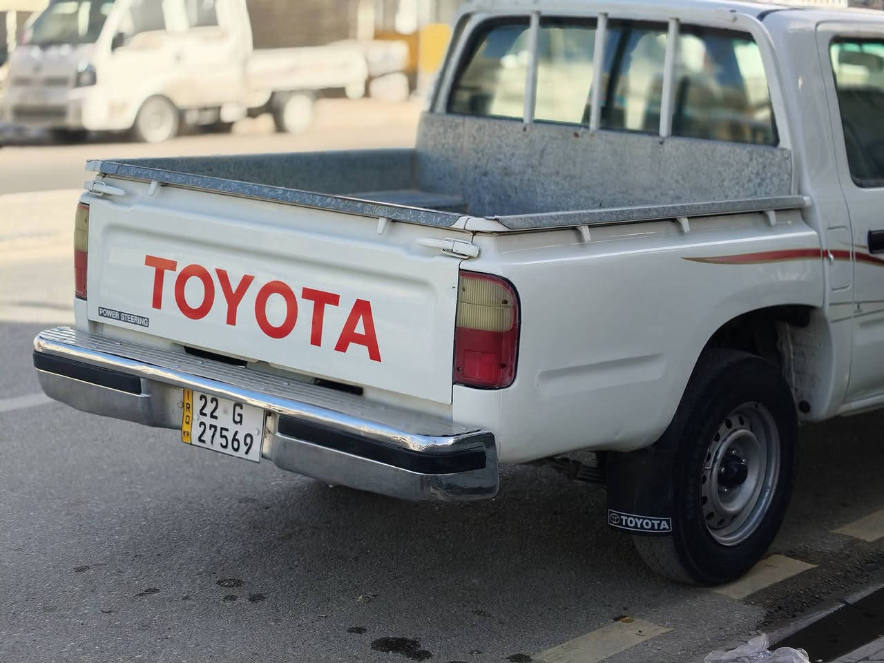 مكلف بالبيع ما متواجد مراسله
بيكب هايلوكس ٢٠٠٣ للبيع 
صبغ بنيد فقط الباقي مكفول 
كير محرك حداديه تايرات كله كفاله شرط 
رقم صاحب السياره ***********
السعر ١١٥ مكانه نجف
