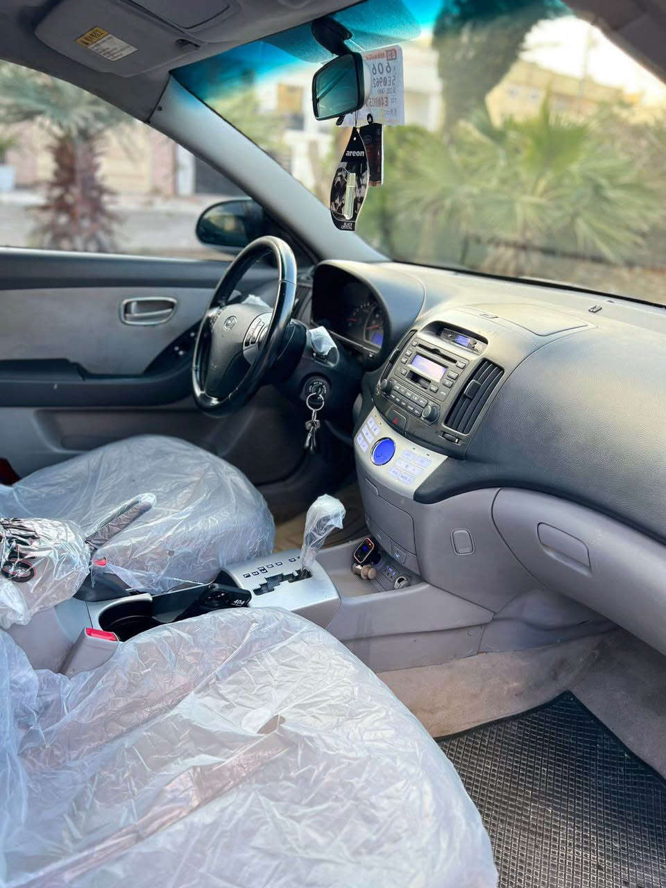 ئاڤانتی ٢٠٠٧ 
تەبریت لەمس
سوکان ڤۆلیۆم
سەقفو لێدراو بەشەرتە 
بێچاڵو شوخت
گێرو مەکینە بەشەرت 
تایەی نوێیە هەمو گیانی بەشەرتە 
شوێن (کۆیە) 
*********** ڤایبەر واتس ئەپی لەسەرە كويسينجاك, أربيل
