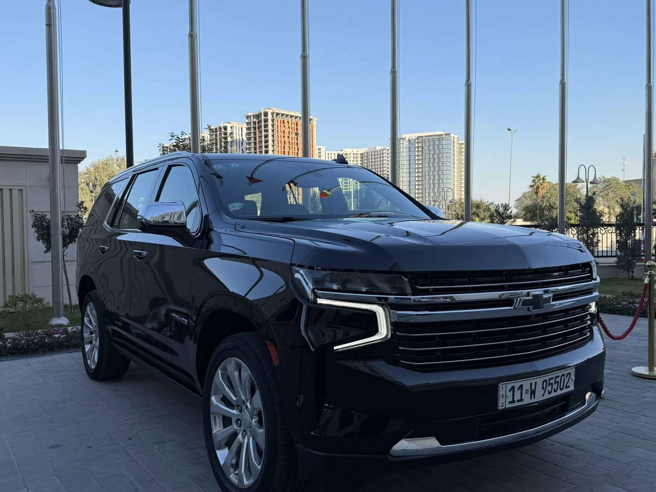 تاهو بريمير
الموديل :2021 ( خليجي )
اللون : اسود 
العداد :97km
ضمان وكاله المنصور 
السيارة كفالة عامة  بحالة الوكالة بيها بي دي ار بالكصه مال بنيد 
حجم المحرك : 5300 Cc
عدد الاسطوانات : 8 اسطوانات ( 8 سلندر )
المواصفات : 
* سقف بانوراما 
* دخول ذكي للسياره 4 أبواب ( بصمه )
* المقاعد كهربائية تدفئة و تبريد
* مقصوره الركاب من الجلد الفاخر + مغلف لحماية الكشنات  + خشب ملكي 
* شاحن وايرلس لاسلكي
* ويل 22 انج
* نظام الرؤيه : 5 كامرات رؤيه شامله ( BIRD VIEW )
* نظام التعليق مستقل
* كشنات ميموري خزن
* نظام الصوت BOSE سماعات عدد 10
* دوسات كهرباء + اناره LED
* نظام سحب مقطوره تحكم كامل + كامرة لرؤية المطوره

السيارة رقم بغداد الدولي بسمي تحويل
مكاني بغداد
***********
