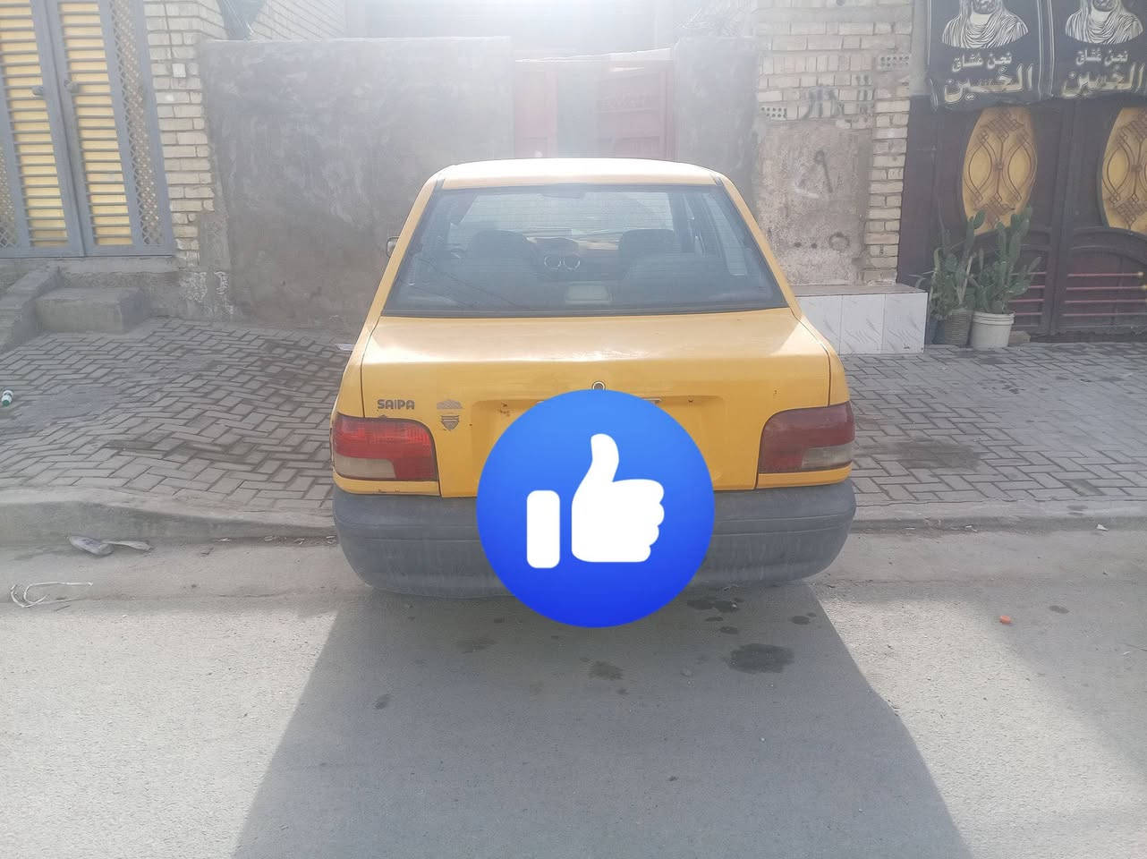 السلام عليكم شباب
سايبا 2011 نفخ كير خير من الله مكينه كايمه بس شغاله نعمه من الله شواصي واحد بيه فطر بنهايه الشاصي تخم تاير كهربائيات كلها شغاله وغرفتها حلوه هيئه وغرامات مصفره 
سعرها 15 قفل 
***********
