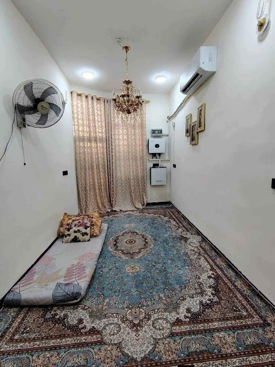🏡دار للبيع🏡
المساحة: 120 متر مربع
✅ #طابو_زراعي_سند_25_أقرار_محكمه
السعر: 38 مليون  (مع المجال)
الموقع: النجف شارع الصب عمود 317 

مواصفات البناء:
غرفتين نوم وصاله ومطبخ واستقبال حمامات داخليه وخارجيه وكراج 
بناء مرتب (أساس + سقف كونكريت + طابوك)
أرضية بورسلين أبو الـ 60

الخدمات:#بعد_عن_سوق_100م
ماء كهرباء مدارس سوق تبليط مولد

للاستفسار***********او واتساب

