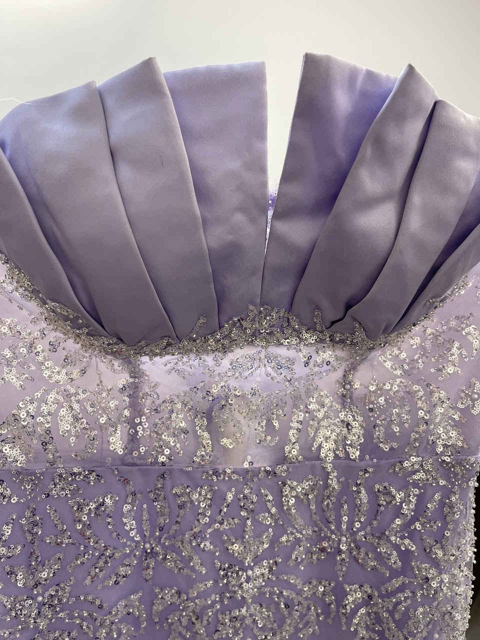 السلام عليكم فستان ملبوس ٣ساعات فقط كلش نظيف شك يدوي من القماش الثكيل الي تريده تدخل خااص وتدلل


**إذا كنت صاحب هذا الإعلان وتريد حذفه لأي سبب، رجاءا أرسل رسالة إلى الدعم الفني**