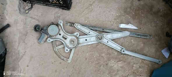 السلام عليكم تخم بطاين مع مكينه جام لاندكروز 2010 للبيع كلهن 200 الف ***********
