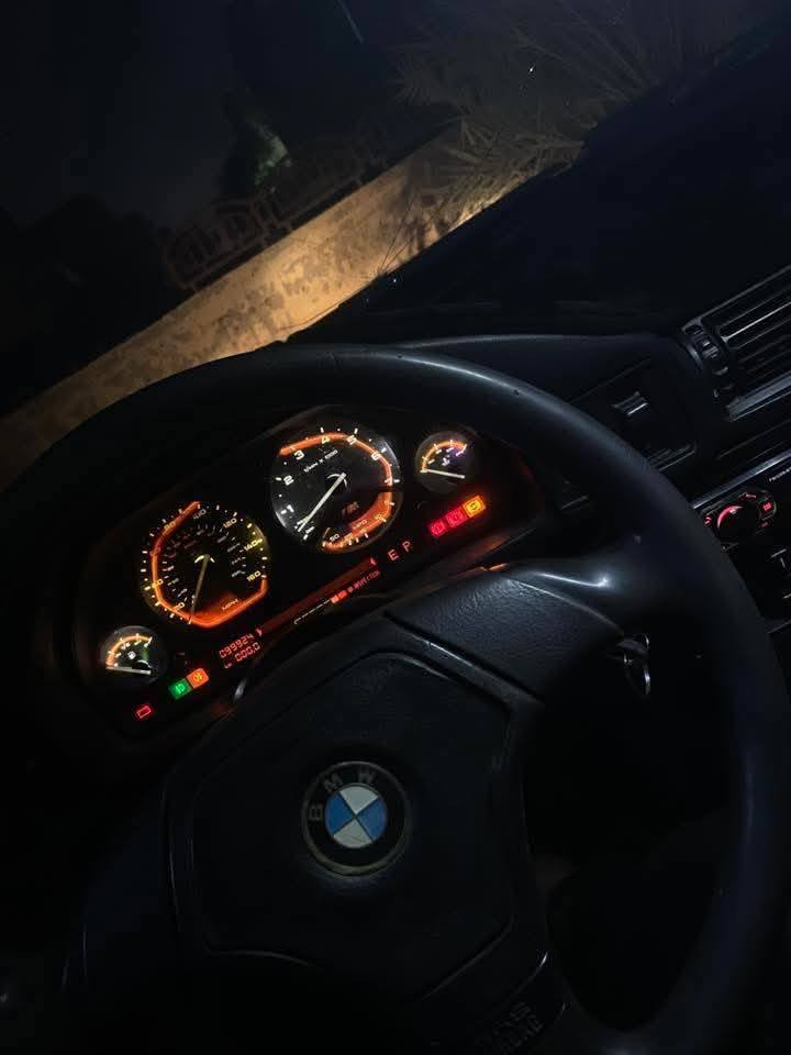 السلام عليكم متوفر ورق تعديل كيجات جميع فئات وموديلات بي ام دبليو سعر الورق 30 متوفر 5 جميع المحافظات للحجز والاستفسار واتساب ***********
( ماعندي ورشة شد وتركيب فقط توصيل)
