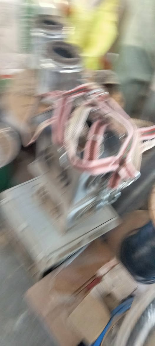 السلام عليكم ورحمة الله وبركاته 
يوجد لدى خدمات الصالح
كافة المواد المنزليه 
والانشائيه ...والصحيات ..
صوندات بواري مجاري 
نايلون..تنور ..افران 
كافة سياج السيم 
كافة انواع الاصباغ 
وبأنسب الاسعار اسعار تنافسيه 
*********** ابو ياسر 
*********** ياسر
*********** الحاج عمر
