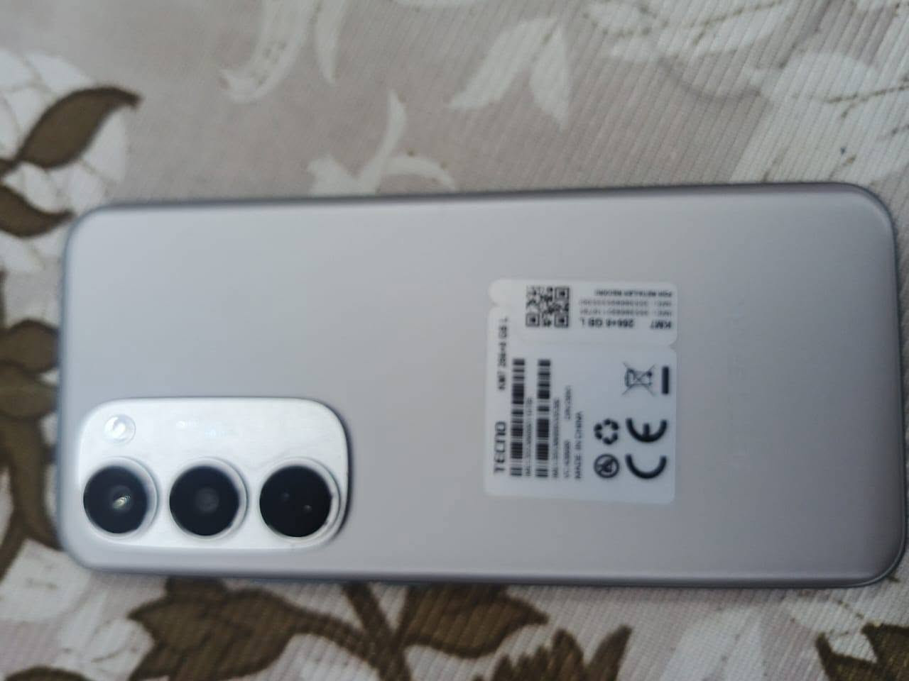 موبايل ماصار اسبوع من اشتريته ب550اريده ب450


**إذا كنت صاحب هذا الإعلان وتريد حذفه لأي سبب، رجاءا أرسل رسالة إلى الدعم الفني**