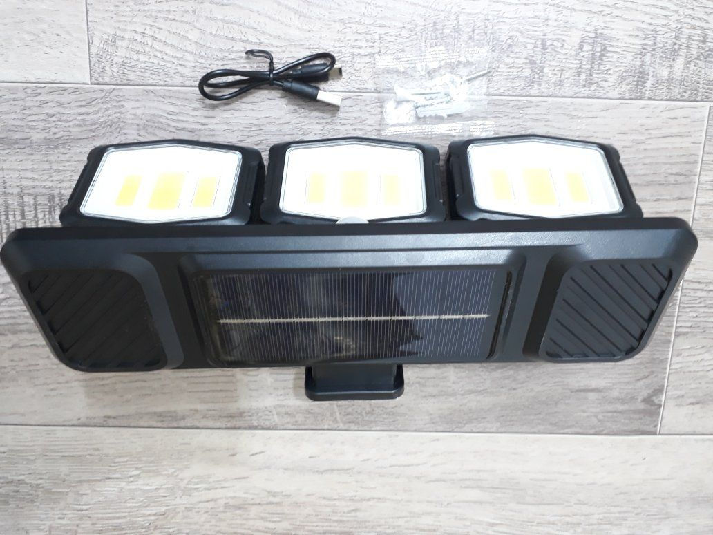 بلوجكتر ثلاثي شحن طاقة شمسية وشحن بواسطة الكيبل تايبسي 
الحجم الكبير 
إنارة قوية جدا 
3  مود 
تشغيل مباشر 
او حساس حركة 
وحساس اظاءة يشتغل عند انقطاع الاضاءة 
يمكن استخدامه منضدي او جداري 
بطارية ليثيوم سعة 2400  ملي امبير 
مؤشر المستوى الشحن ضوئي 4  حبات 
عمر بطارية طويل الامد 
تشغيل مستمر لأكثر من ساعتين 
زاوية المستشعر 120  درجة 
مسافة الحث 5-8متر 
نوع اللد /cob
سعر القطعة 12000  دينار 
سعر 2  قطعة 22000  دينار 

العرض شامل التوصيل المجاني لكل مناطق العراق بما فيها المناطق النائية والقرى والقصبات 

    واتساب الحجز //  ***********
