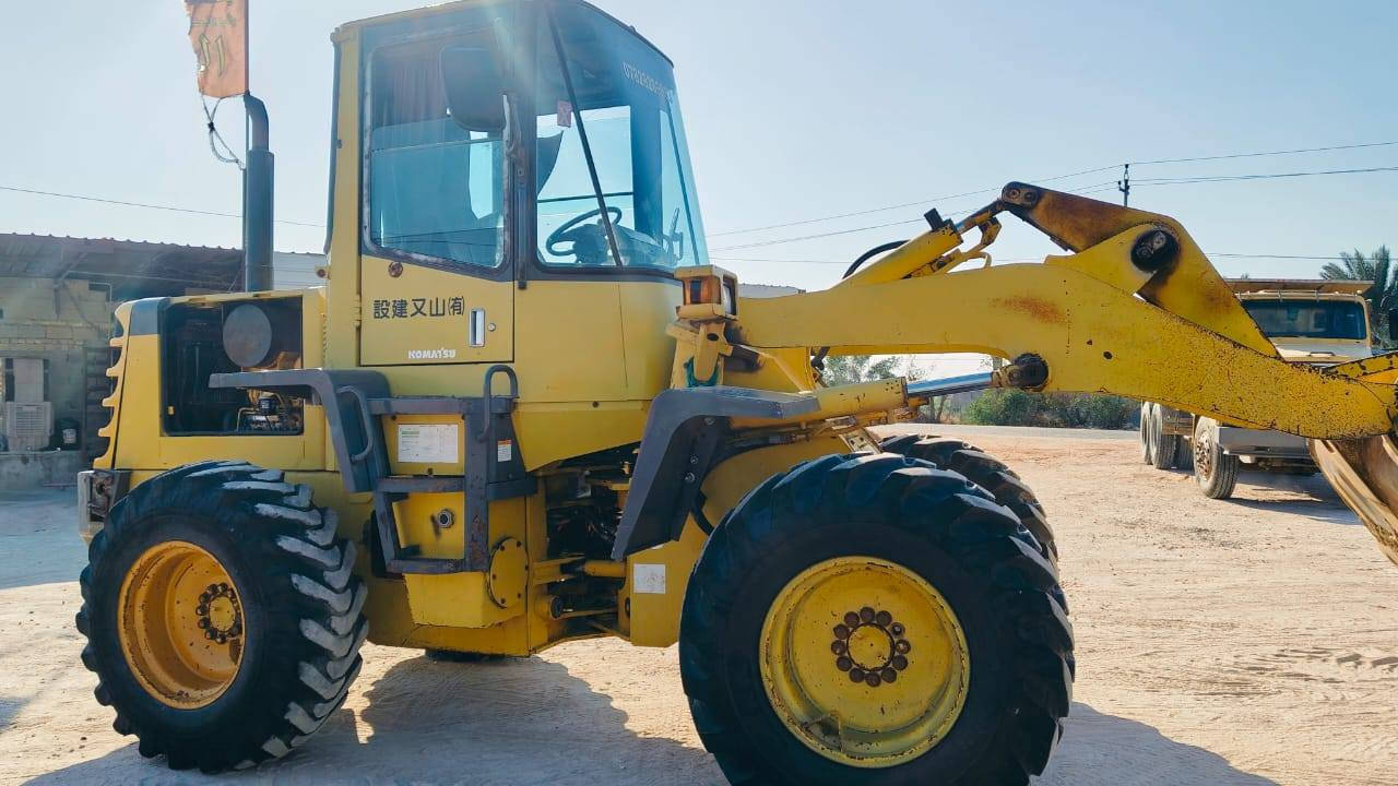 سلام عليكم كوماتسو W100

مكينه 6سلندر 
مكانه ديوانيه 
السعر 3 وبيه مجال لشراي 
الاستفسار أكثر 
*********** 
***********
