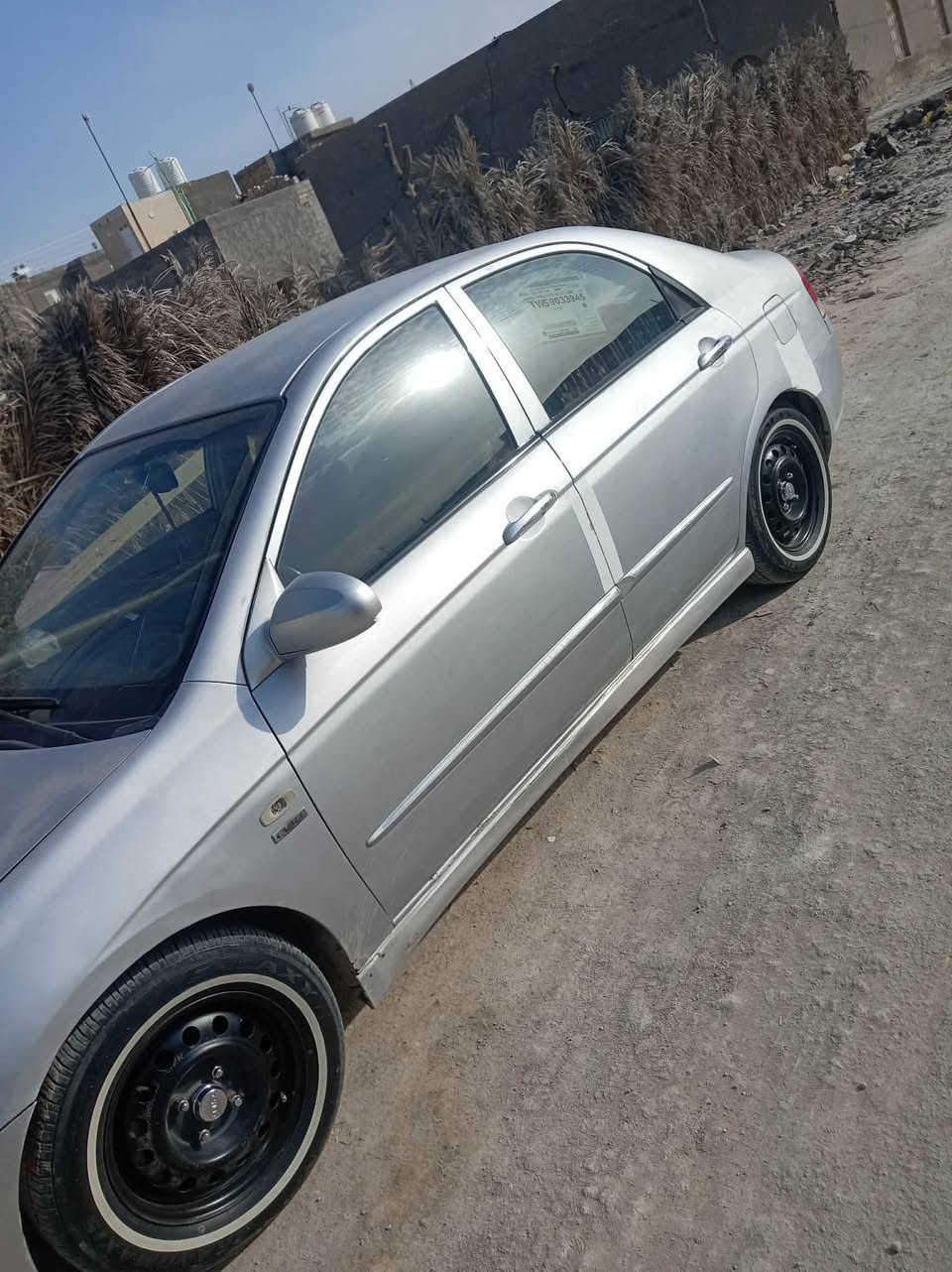 السلام عليكم سيراتو 2007 رقم بغداد مكفوله من الضربه والصبغ مكينه كبيره وتبريد وتخم تاير وحداديه السعر 75 مراوس بتكسي واني فرق رقمي ***********
