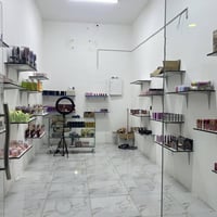 كوزمتك الاسراء • سوق المحموديه • محل تجميل