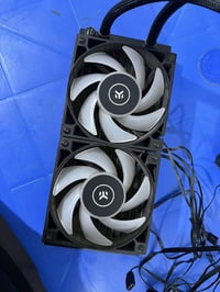 مبرد مائي للبيع ماركة EK  EK-AIO 240mm D-RGB رقمي بي وتساب07737164213