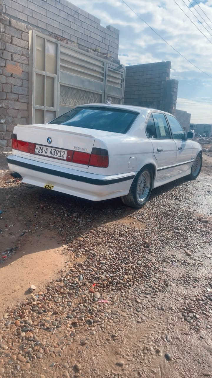 السلام عليكم
بيئم ٥٢٥ اصل بليته وسنويه موديل ٩٤ صلاح الدين دولي هزه جديده بسمي بجم عريض محدث m تبريد شغال سنتر لك شاشه سستم صوت دمام خلفي عالي زنون تخم تاير ويل هامان بلادي سنتر لك شغال سياره جاهزه مكاني تكريت السعر ٥٥ وبيه مجال الاستفسار اتصل *********** مراوس بيع يرهم
