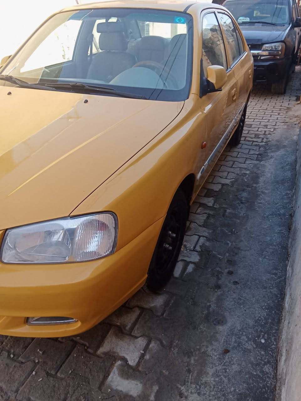 سلام عليكم فيرنا 2015صفر هيئه غرامات بسمي تحويل ثاني يوم 
معيوده تبريد شغال ميكانيك مكفول تايرات جديده صدر جديد تراي وين ميعجبك المكان بغداد السعر 57
التفاصيل اتصل ***********
