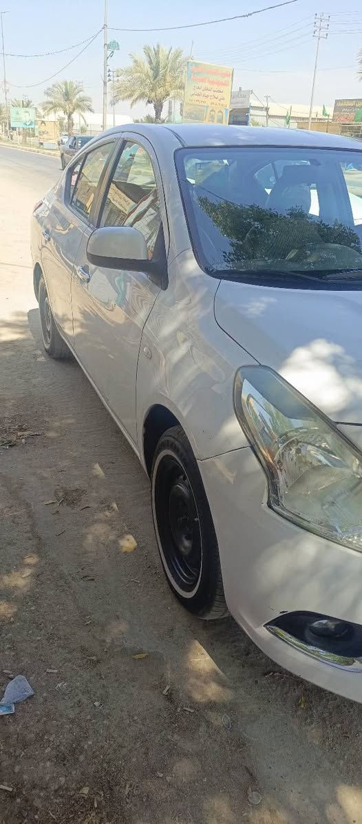 السلام عليكم ورحمة الله وبركاته
صني هنديه 2019 بيه تبديل قبق الجنطه وباردات كما موضح بالسونار

مكينه گير حداديه تبريد جيد جداً 

دواخل حلوه

السعر 85 وبيه مجال

مكاني النجف الاشرف 

***********

