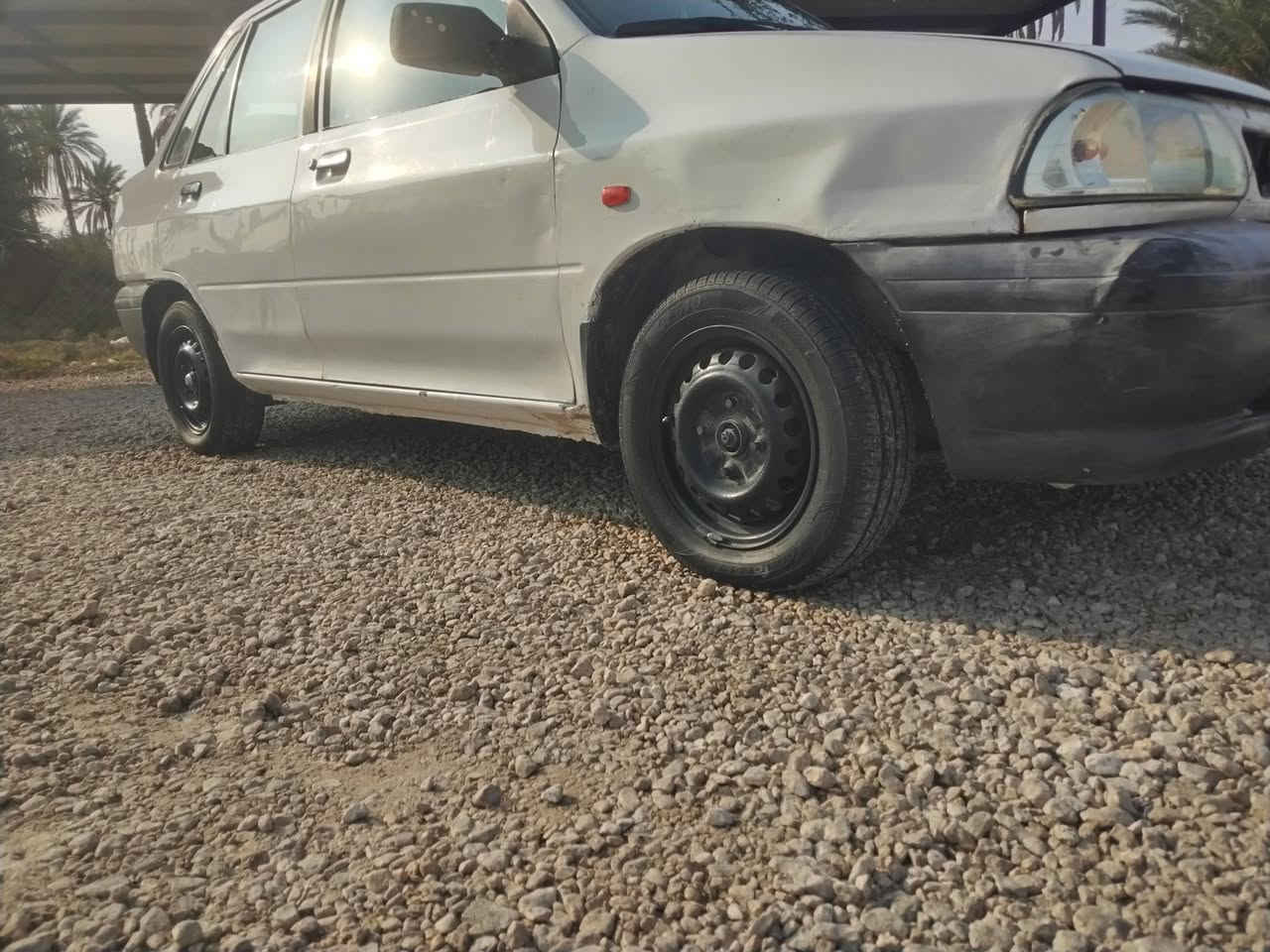 السلام عليكم سايبه 2014 للبيع سياره جاهزه مكينه وكيرر وتبريد بيه طخات واضحه بلصوره سنويه بسمي لل27 رقم مثنئ تحولي اشوكت متريد 34 وبيه مجال قليل ***********
