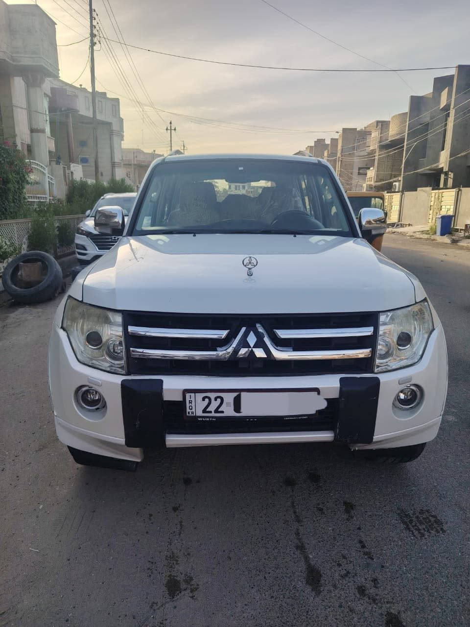 سلام عليكم باجيرو موديل 2008 كفاله عامه بيه جرت كرت بالبنيد على كد شبر والباقي كفاله عامه من كلشي السياره تخم تاير جديد صدر امامي وخلفي فول مواصفات ماعده الدمام فتحه كشنات كهرباء كير مكينه كفاله تبريد ⛄️ ثلج رقم انكليزي أربيل صاحبه الشرعي يسكن بغداد تحويل مباشر سنويه جديده رقم جديد خير من الله السياره مابيه اي نقص 
العنوان بغداد 
اللاستفسار*********** 
السعر110 وبيه شي بسيط
