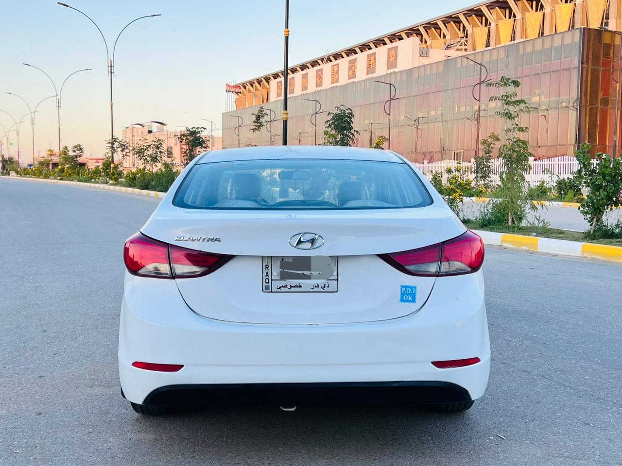 السلام عليكم
هونداي الانترا موديل 2016 خليجي مكفولة ضربه وتبديل ماعدا رشة صبق بسيطة جدآ 
السياره جاهزه كير مكينه حداديه تبريد
المواصفات مكينه 1600 ويلكب شاشه كامره اشاره بل مريء تبريد قطعتين السعر 118 وبيها مجال قليل 
مكان السياره ناصريه مركز الاستفسار والاتصال/***********//***********
