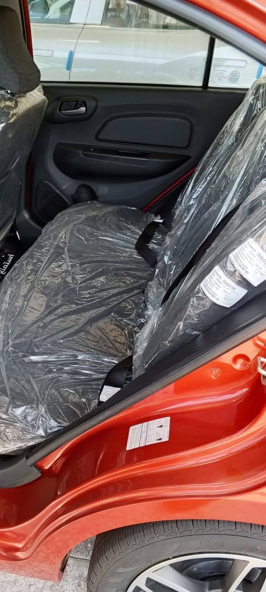 السلام عليكم بروتون 2024 السياره زيرو ماشيه 4000 مكفوله كفاله عامه على وضع الشركه 
رقم اربيل حره تريد تحويل تريد وكاله 

ضمان صيانه 5 سنوات 
السياره بانزين عادي لا محسن ولا دك دوانز انسى 
شاشه حساسات وكامره خلفيه نضام ABS تحكم ستيرن جهتين
لد نهاري  
السعر 120 وبيهة مجال بسيط مكاني بابل 
***********
