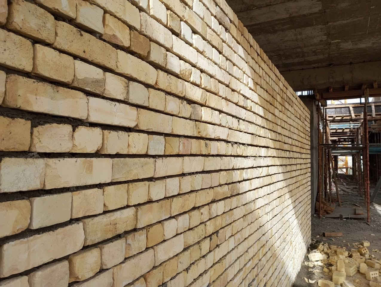 خلفه بلوك وطبوك ومتفرغ مكاني ناصريه حي شهدا ***********.... ***********
