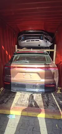 كراون • ٢٠٢٥ • بالميناء