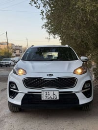 عندي سبورتج 2020 خليجي السيارة مكفولة من الصبغ والضرر باستثناء بعض الم...