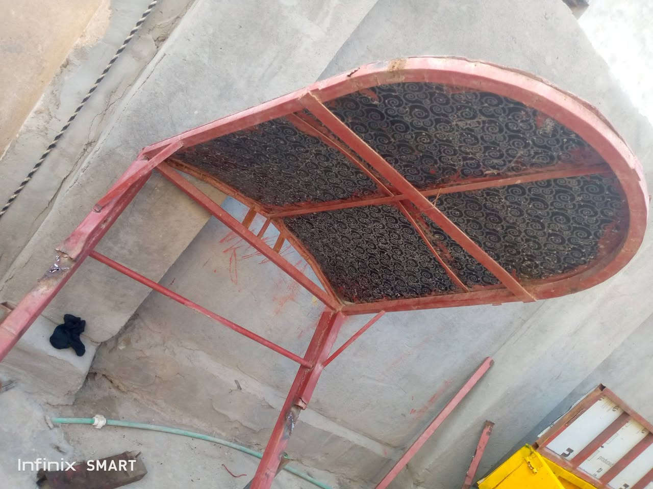 قمريه فقط فوق راس سايق صير على اي ستوته كامله ابو الخصيب سعر 25الف شراي يتصل ***********
