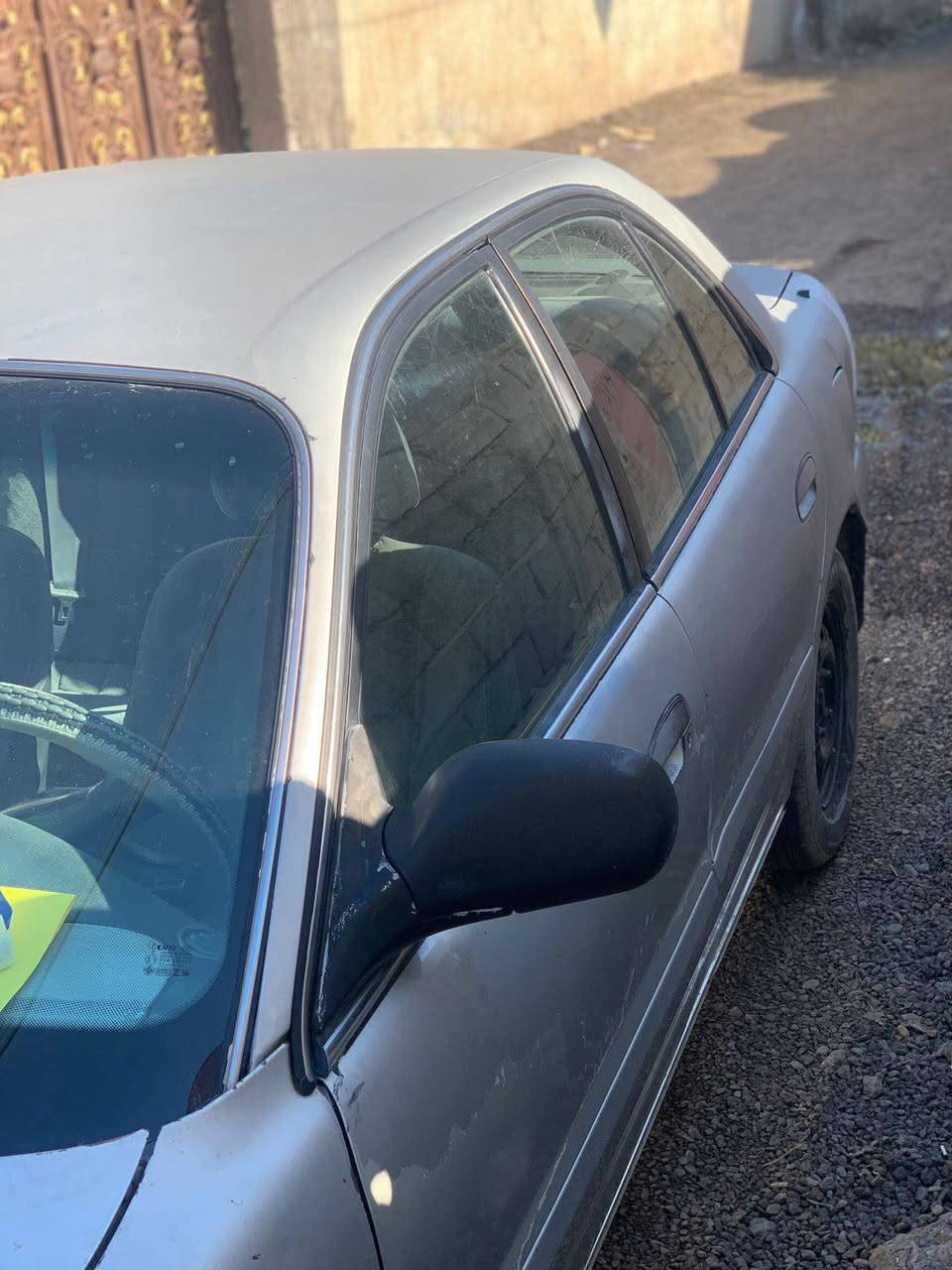 السلام عليكم
سوناتا تو 1993
كير اوتماتيك 
محرك مفتوح سياره نضيفه جدا
تبريد ثلج  وتدفه شغاله داخلها نضيف كله على البلاد  هزتها جديده السنويه بسمي 
 بس عوزها صبغ كير محرك مكفولات كهربائياتها كلها شغاله عده كيج البنزين الطوافه عاطله 
السعر ٤٣ وبيها مجال مكان السياره بغداد ابو غريب 
الاتصال 
***********
