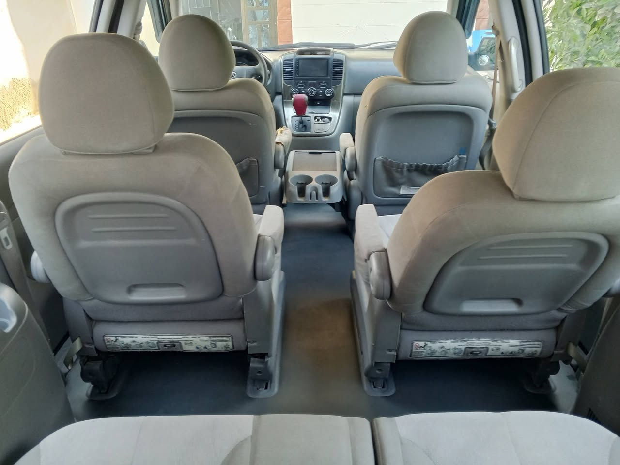 السلام عليكم للبيع فقط كيا سيدونا موديل 2014 كيرك محرك تخم تاير حداديه تبريد ثلج كهربائيات كلها شغاله من الدعاميه للدعاميه رقم بغداد بيها بدايه اللقماره من يم الجامه صبغ قليل وبيها رش اثر شخوط شرك الفحص اتصل وبالخدمه *********** اسيا *********** غير متواجد ع فيس اتصل وبالواقع احلى من الصور لأن عاكس عليهن الضوء السعر 130 مكاني بابل شوملي
