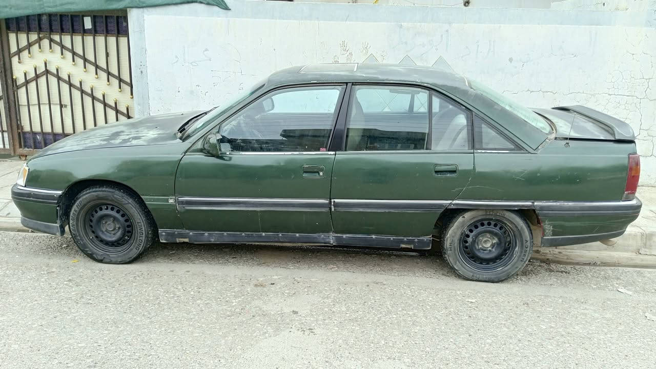 اوميكا حجم 26
كير ومحرك بطة 2500 ديلكو 
بطاقة بنزين بيها 
رقم كركوك .. سنوية خضرة السنوية ساقطة 
صبغ حزام 
شرط التحويل والغرامات 
يعوزها ترتيب 
سيارة مال بيت
السعر 25 ورقة
عنوان كركوك .. شارع عبد الرحمن
*********** اتصال
*********** اتصال + وات ساب
