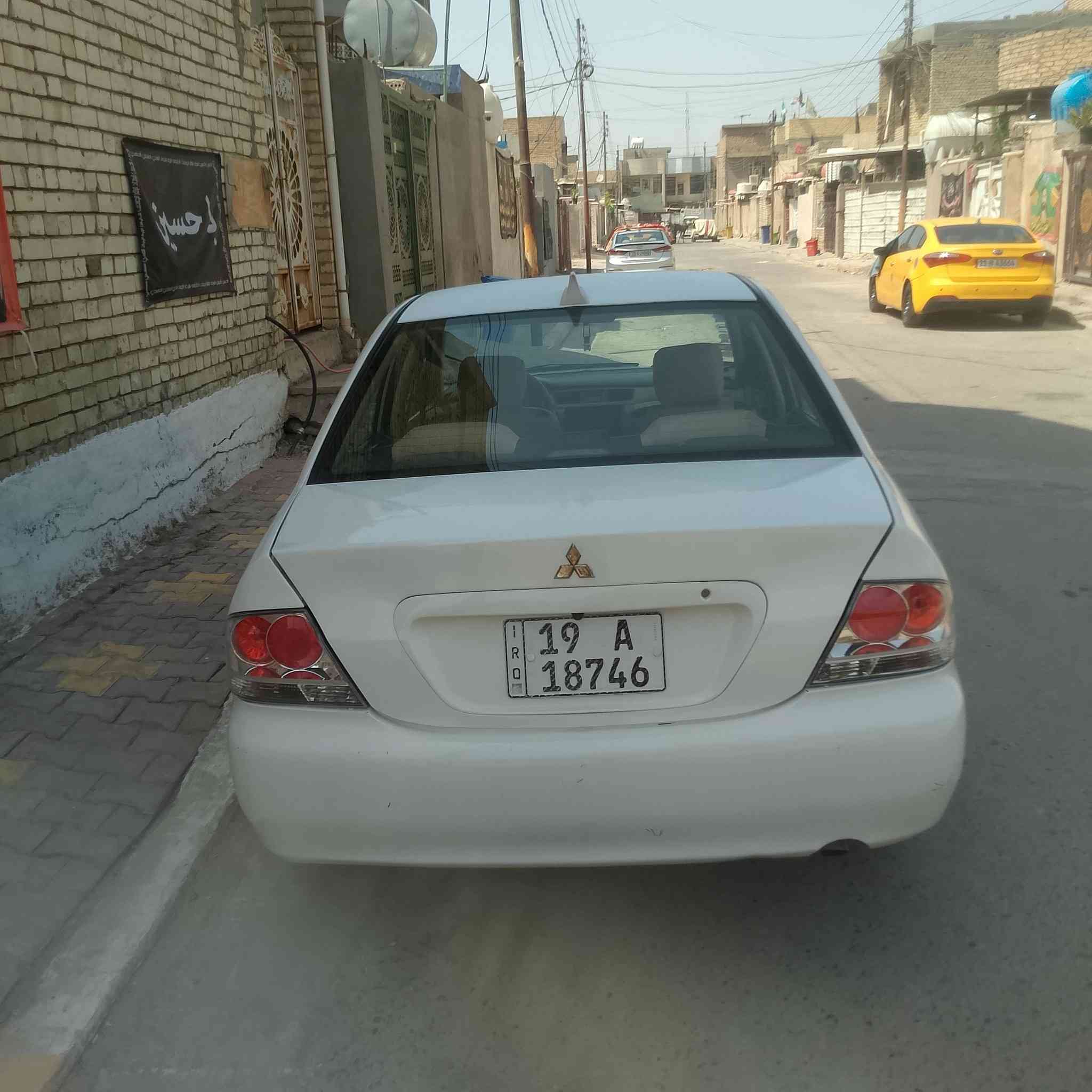 لانسر 2010رقم كربلاء مشروع وطني سنويه لل29 باسمي تحويل مباشر مصبوغه احزام للجماليه كير اوتو مكينه مكفوله دوشمه جلد وتلبيسه جديده تدفى تبريد تخم تاير باتري جديد صدر جديد كهربائيات كولها شغاله مابيها ايي نقص ترايك وين ميعجبك سيارة مصروف عليها ب75وبيها مجال للشراي بغداد جسر ديالى القديم حي الحكيم *********** متواجد على الواتساب بلعافيه على الياخذها
