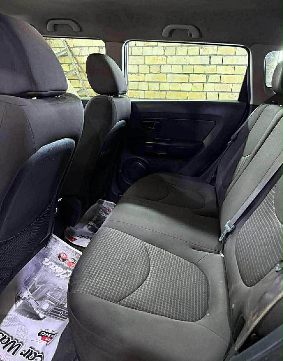 للبيع كيا صول 2012
وارد امريكي 
ماشيه 138
حادثها وتفاصيلها كلها موجوده بسونار 
السعر 82 وبيها مجال 
الاستفسار 
***********
