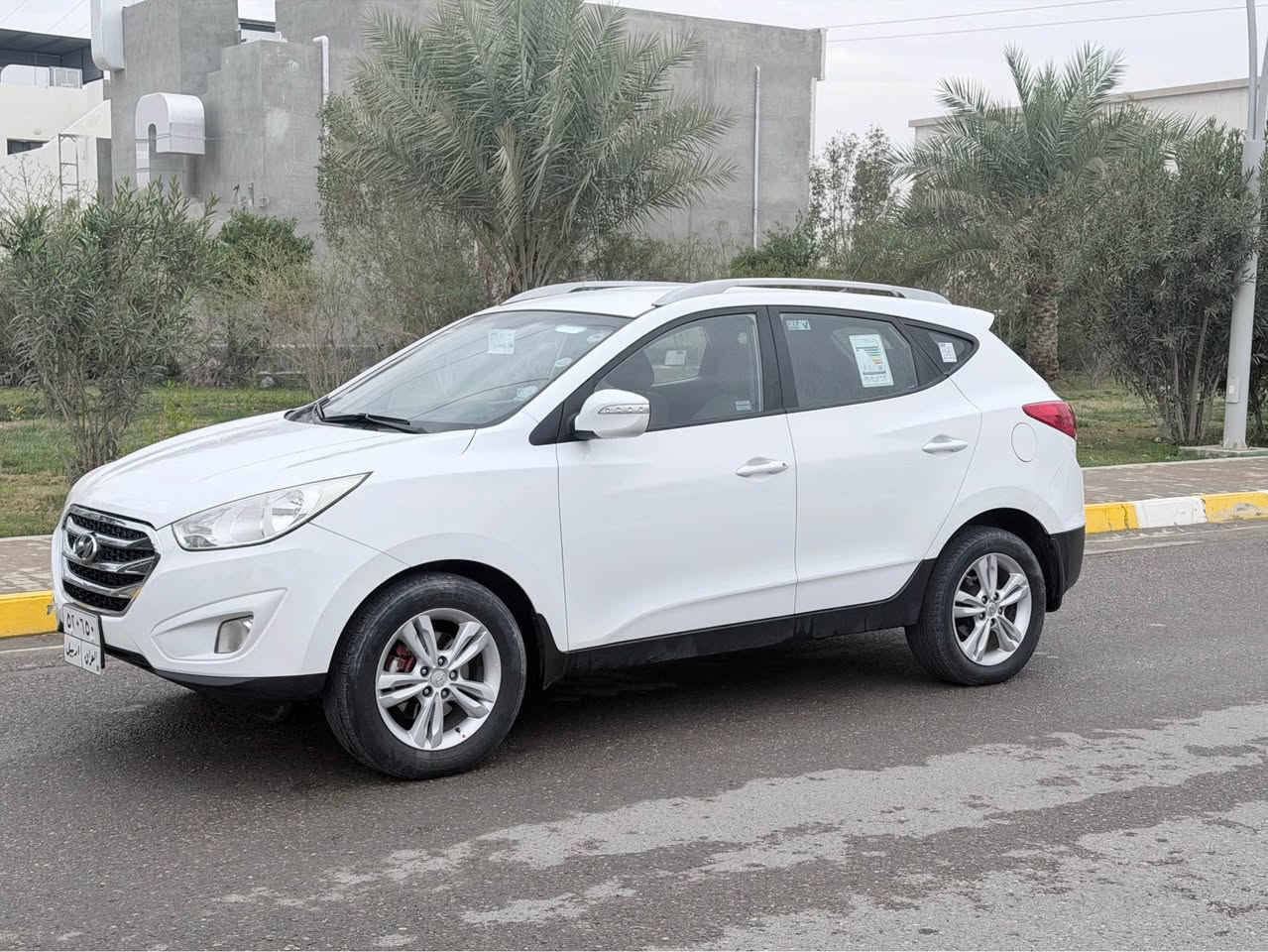 السلام عليكم 
توسان 2012 للبيع 👍
رقم اربيل سنوية لغاية 2027 تحويل او وكالة مباشر👍
السعر مناسب 🔥 128$ 🔥 انسب توسان مقارنة بنصافتها
محرك بلادي غير مفتوح وبدون اي مشاكل 👍
السيارة ماشية 100km فقط🚀
السيارة مكفولة من الضرر والصبغ فقط صبغ محدد بالبنيد👍 
مواصفات التوسان المعروفة 👍
مكام السيارة تكريت شارع الزهور 
للتواصل :*********** تكريت, صلاح الدين
