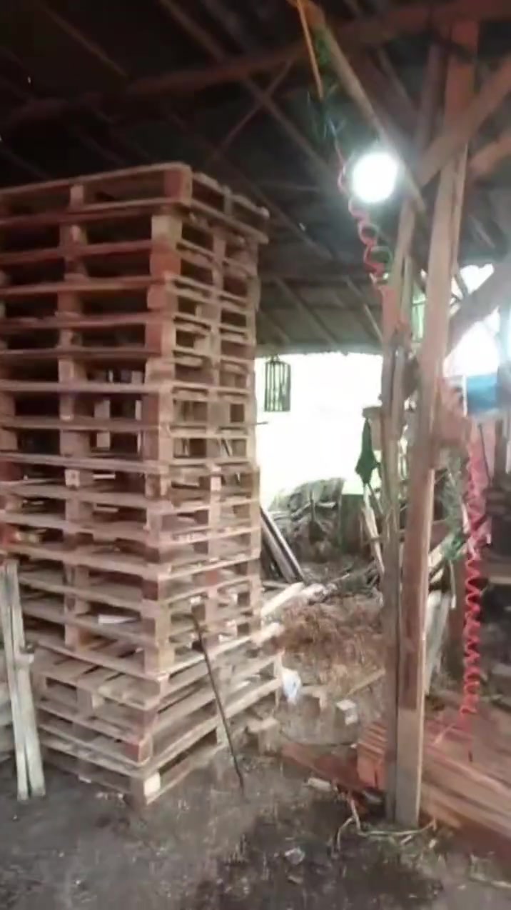 #palletkayu


**إذا كنت صاحب هذا الإعلان وتريد حذفه لأي سبب، رجاءا أرسل رسالة إلى الدعم الفني**