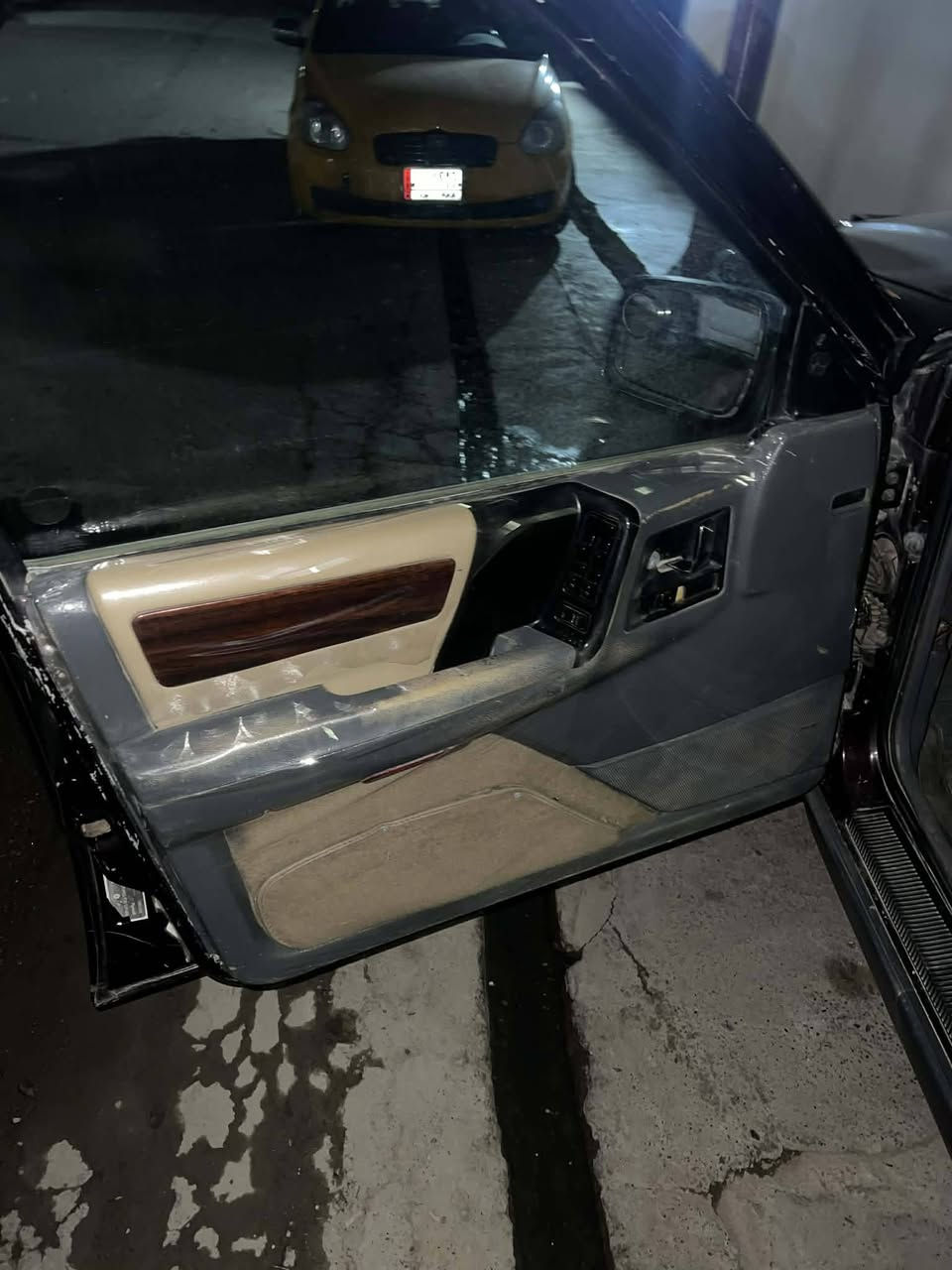 جیب مودیل 1995
سنوي جدید لحد 2029
سیاره بها صوت اكسل و بخار مكینة 
سیارة جاهز 
مابها صبغ بس باب صندوق بدل و باب بلادي موجود 
سعرها42$ معامله بسیط
***********
