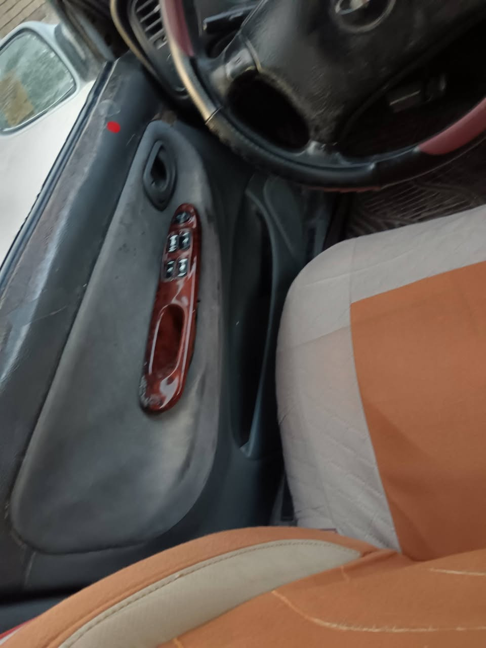 فراشه ٩٦ رقم بغداد محرك كير خير من الله. السعر ٣٣بيهه مجال مكان الكرمه.. محرك ٢٠٠٠مفتوح كير اتوماتيك. ***********
