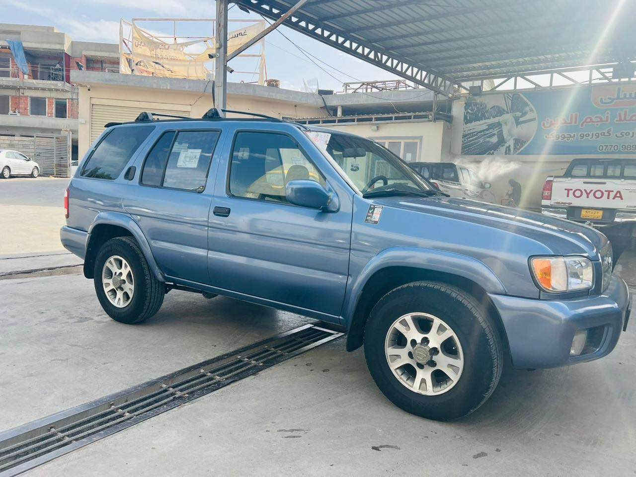 نیسان پاسڤاندەر مۆدێل ٢٠٠١  مواسەفات ئەمریكی 
دەبڵ ئەكسل مەكینە ٣٥٠٠سكلێتەر عادی مەڕغوب سەنەوی تا٢٠٢٨تازەیە  هەزەی تازەیە كارتی بەنزینی كەركوكی هەیە سەیارەكە حیزام بۆیاخە سێ پەڵە مەعجونی هەیە بێ ئێرباگ لە ڕەسمەكان دیاریم كردوەتایەی تازەیە نرخ78مەعمەلە  ژ*********** شمشمل, السليمانية
