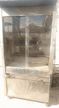 يوجد لدينا شوايه دجاج نضيفه
سعر 300بها مجال قليل  تواصل على رقم ***********
