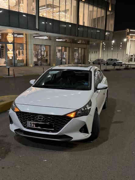 السلام وعليكم 
للبيع اكسنت ٢٠٢١ خليجي كفاله 
 ماعده بارد قليل بلباب الخلفي فقط …. 
ممشى جداً قليل مال زيرو 
فول مواصفات معروفه 
فتحه 
شاشه 
كاربلاي 
تبريد قطعتين 
رقم بغداد الجديد انكليزي 
هزه جديده 
تحويل ثاني يوم 
سياره جديده بمعنى الكلمه مابيها اي نقص 
مكان السياره بغداد الدوره 
السعر ١٤٠ وبيها مجال بسيط جداً والسوك كلشي بي
للاستفسار اتصل او واتساب ماعندي ماسنجر ممتواجد بلفيس 
***********
