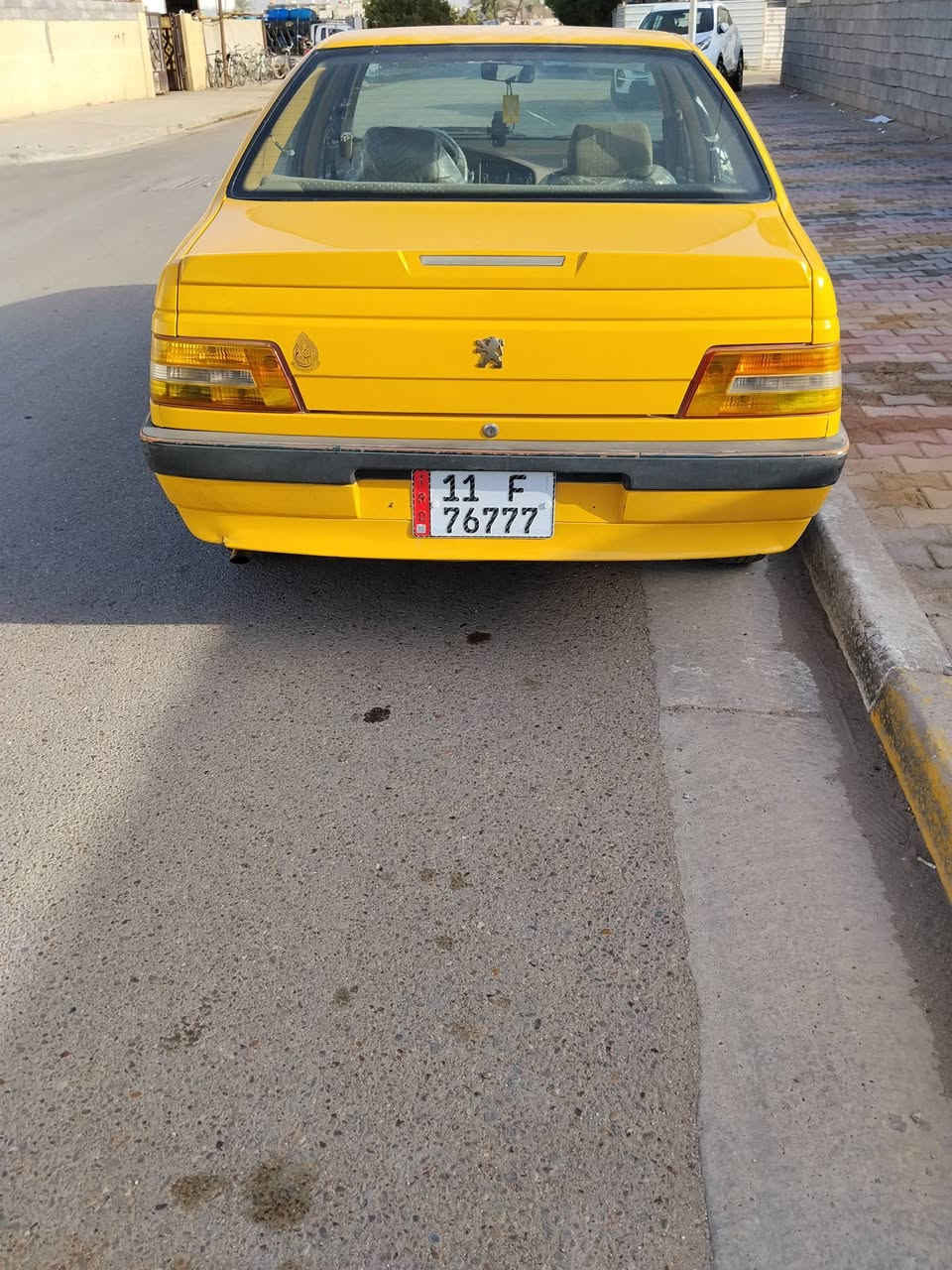 للبيع. موديل 16بغداد سعر. 50ورقه. بيها. مجال. ***********
