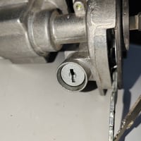 جوزة تجارية • قفل اكسن • شغالة