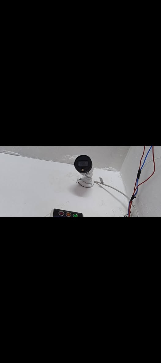 مهندس علي – حلول تقنية متكاملة في بغداد 🔹
💡 الخدمات التي أقدمها:
✅ تركيب كاميرات المراقبة بجميع أنواعها (IP – دهوا – هكيفجن – أسوار)
✅ برمجة أنظمة البصمة وإدارة الموظفين
✅ أنظمة الطاقة الشمسية للمنازل والشركات
✅ خدمات IT عامة وصيانة أنظمة التقنية
💼 خبرة واسعة في المشاريع الكبيرة والصغيرة، مع ضمان جودة العمل والمتابعة السريعة
📩 للحجز أو الاستفسار تواصلوا معي على الخاص
***********
