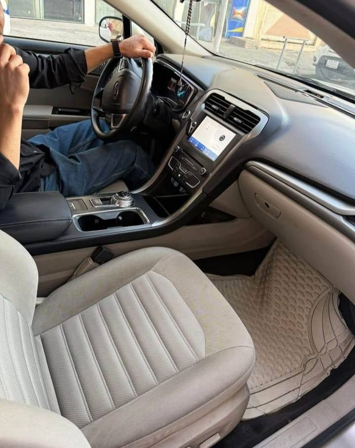 السلام عليكم للبيع سياره فورت فيوجن سعر 115$
فورت فيوجن موديل 2017 وارد أمريكي 🇺🇲 

ماشيه 147 ألف 

محرك 4 سلندر حجم 1500 تيربو💪 مامفتوح بشرط 

كير أوتوماتيك شرط المحرك والكير 

رقم دهوك الماني سنويه وهزه جديد پأسمي شرط التحويل 

🚫حادثها ربع البوند صبغ فقط بدون دواخل الايربكات كلها سليمة وبشرط 

سياره جاهزه نظيفه جداً بدون تعديل بارد 🤏 

مواصفات se 

ابواب بصمة

تشغيل بصمة 

تشغيل عن بعد 

فتح الباب عن طريق الكود 

4 جامات أوتوماتيك 

3 شاشات

كير بكرة 

تبريد مركزي

كشنات كهرب 

أوتو ستوب 

تحديد سرعه

حساسات خلفيه 

كامره خلفيه 360 درجه

لايت زينول

بك لايت ليد

سياره جديده وجاهزة من كلشي شرط دينار ما تصرف عليها 

مكان السياره موصل 🔥 

للاستفسار الاتصال على الارقام 👇 

***********

***********

ملاحظة الارقام بيه واتساب 🟩
